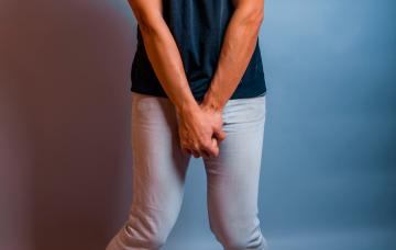 Complicaciones de la gonorrea Complicaciones de la gonorrea en un varón