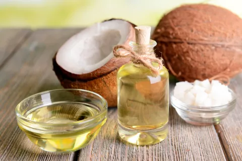 ‘Oil pulling’, enjuagues con aceite de coco