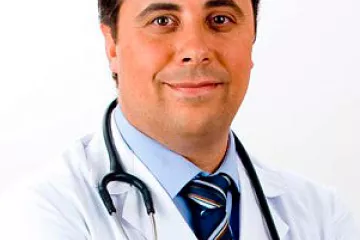 Dr. Carlos San Martín, experto medicina estética facial