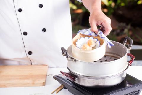 Las ventajas saludables de cocinar al vapor… con una vaporera a