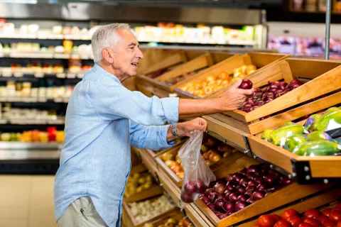 Cómo comprar las cebollas en el mercado