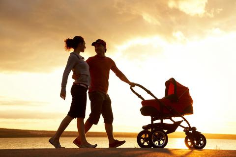 Viajar con carrito de bebé es uno de los deseos principales de muchos  padres y madres. Informate de todo lo que debes saber.
