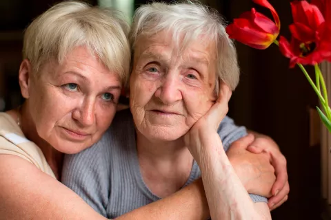 Madre e hija padecen cáncer gástrico