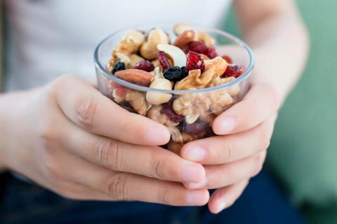 Los frutos secos ayudan a controlar el peso y la grasa corporal