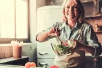 La dieta mediterránea mejora la salud cardiovascular de las mujeres Mujer mayor y la dieta mediterránea
