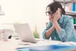 Síndrome de boreout Síndrome de boreout, mujer aburrida en el trabajo