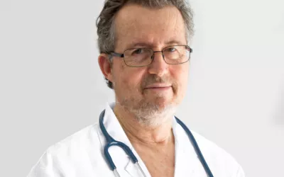 Entrevista a Adolfo Gómez Papí, pediatra y autor de 'Piel con piel' Entrevista a Adolfo Gómez Papí