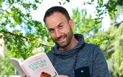 Entrevista a Ares González, autor de 'Educar sin GPS' Entrevista a Ares González
