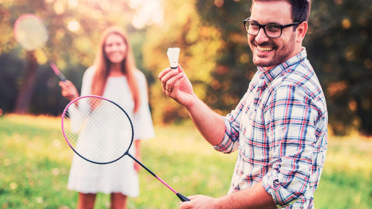 Aprende a elegir la mejor raqueta de bádminton para ti como un