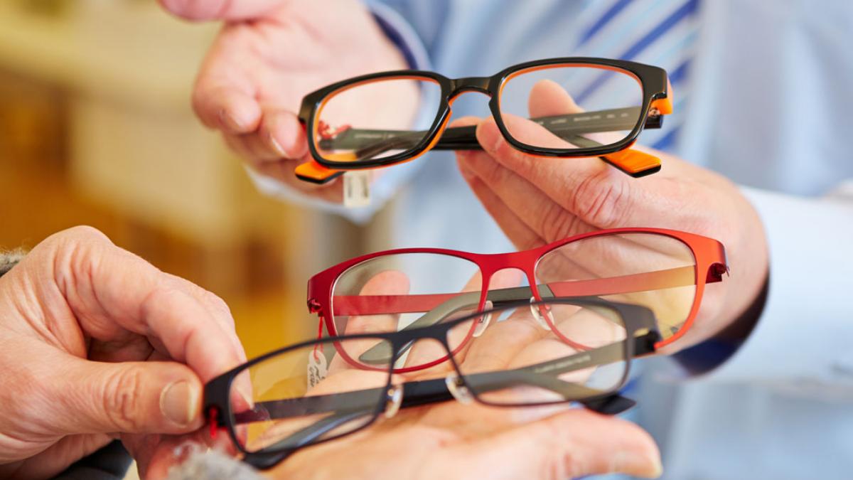 Peave Transitorio crema Tipos de monturas de gafas para mayores - Tercera edad