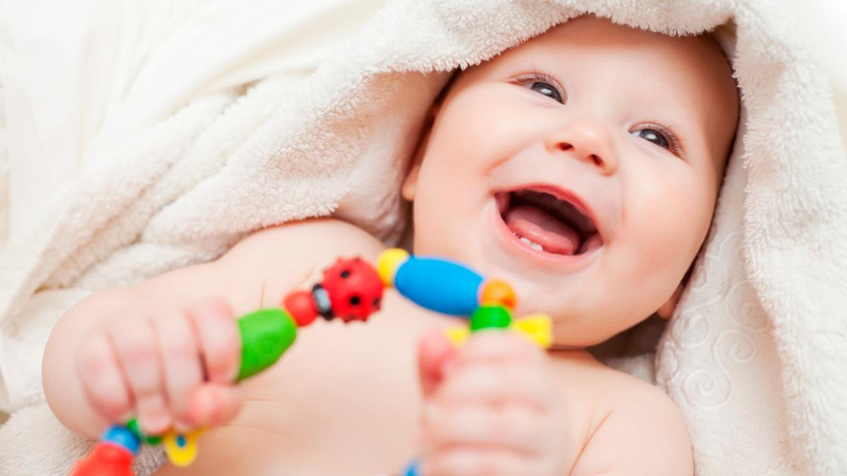 Mantas de actividades para bebé: sus beneficios